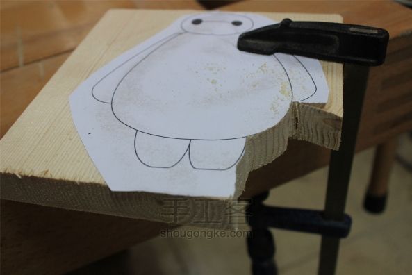 【在家就能DIY的线锯作品】超简单的木工暖大白制作 第5步