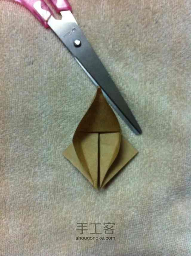 「折纸」装好运的纸鹤 第6步