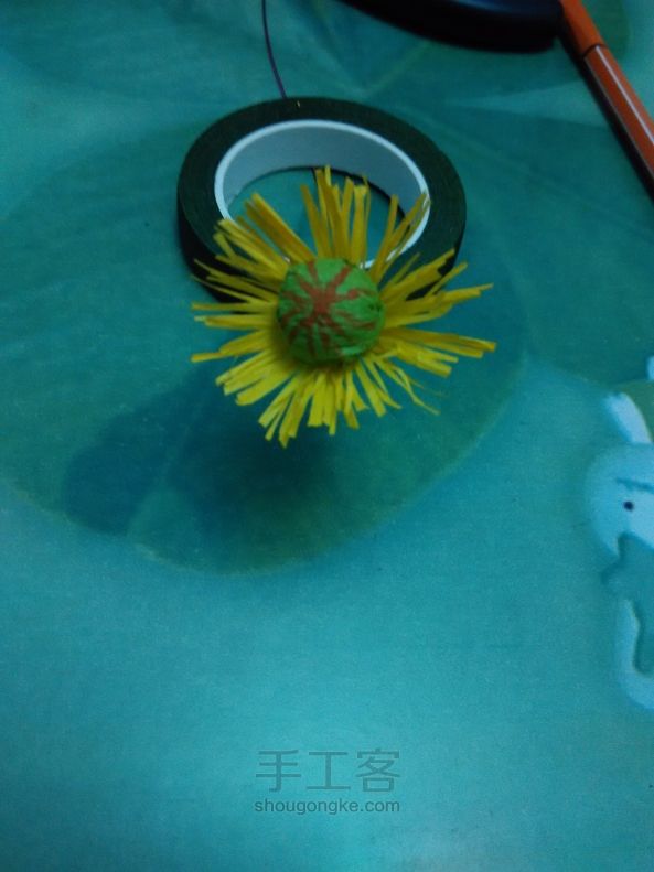 纸罂粟花的制作 第8步