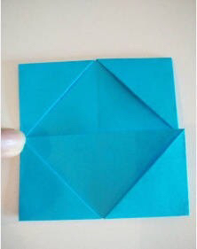 教你做彩色的折纸笔筒！（转） 第5步