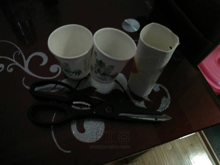 自制手机扩音器[超简单] 第1步