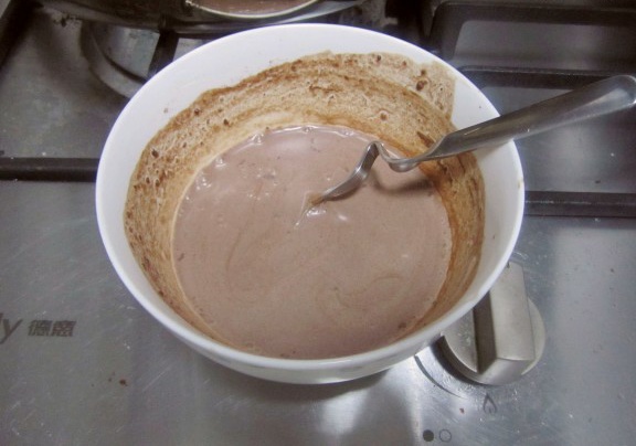 巧克力冰淇淋 第1步