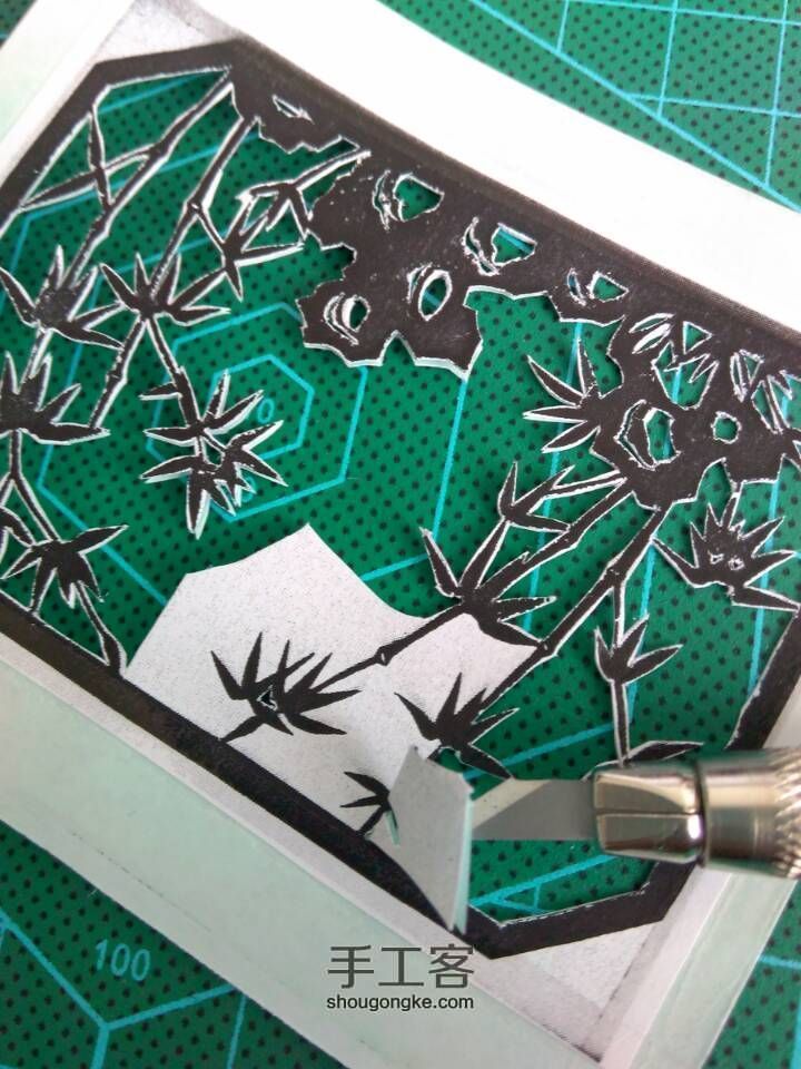 【原创教程】梅兰竹菊之竹。自制刻纸作品，初级教程 第7步