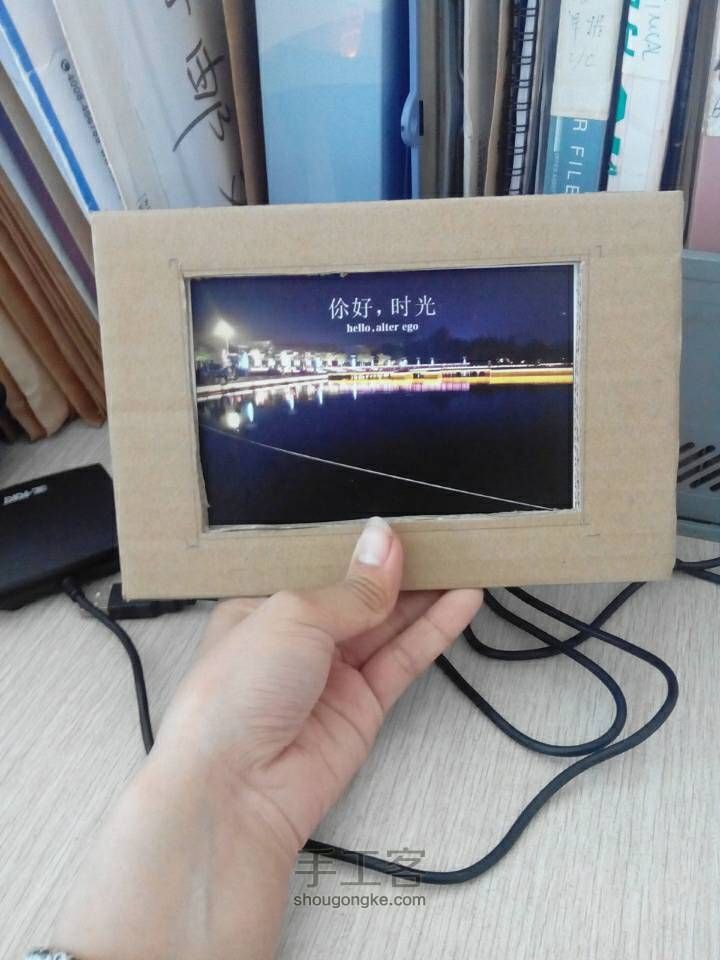 纸箱改造相框照片墙 第5步