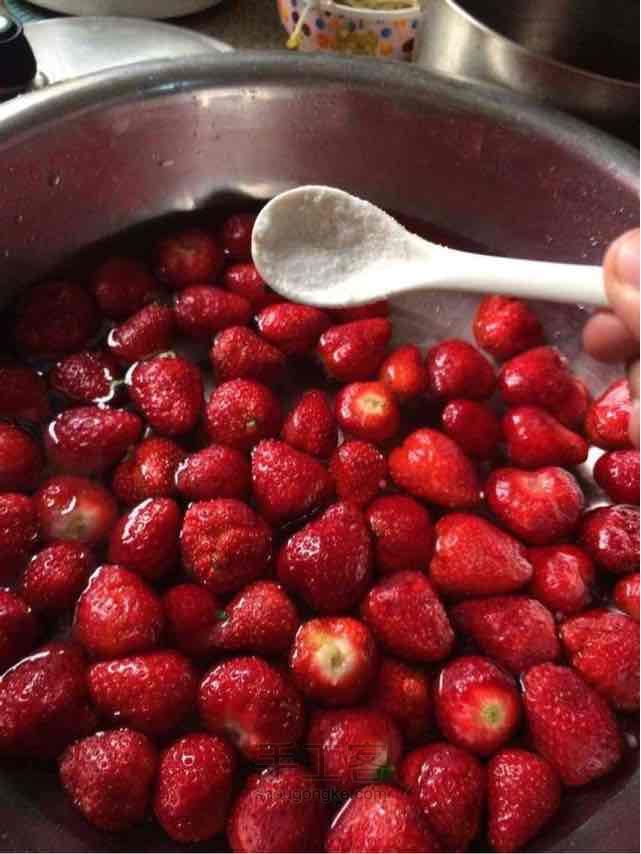 自制草莓酱🍓 第3步