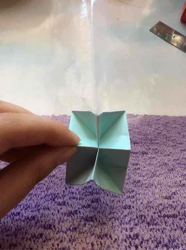 四格折纸收纳盒制作教程 第33步