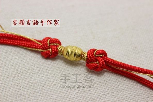【编绳】亲子红手绳“幸福花开”可穿纯金路路通小吊坠 第5步