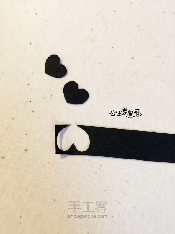 【公主手作】不织布罗小黑爱心西瓜包包【原创】 第7步