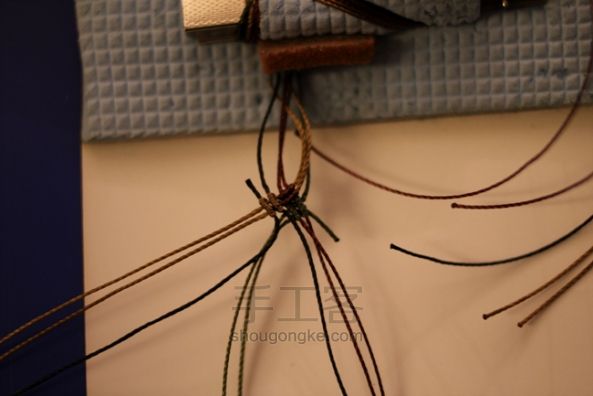 手绳 编织教程 第6步