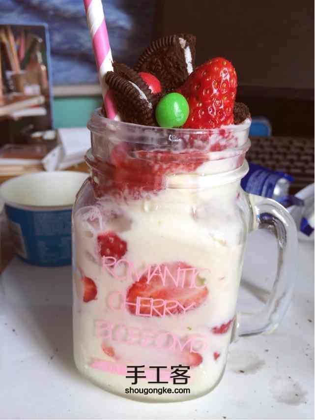 夏日草莓奥利奥冰淇淋杯 第10步