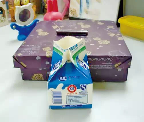 牛奶盒变收纳盒 第1步
