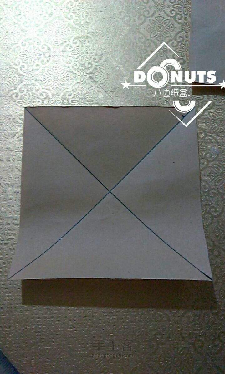 八边纸盒折纸教程 第1步