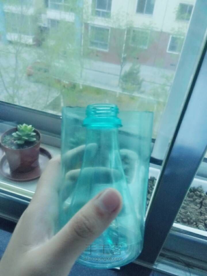 简素水栽塑料花瓶 第11步