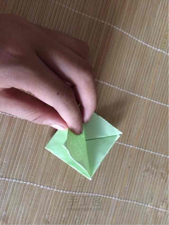 折纸小花篮 第23步