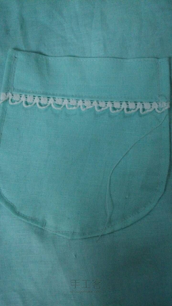 宝宝湖蓝色荷叶边亚麻连衣裙 第2步
