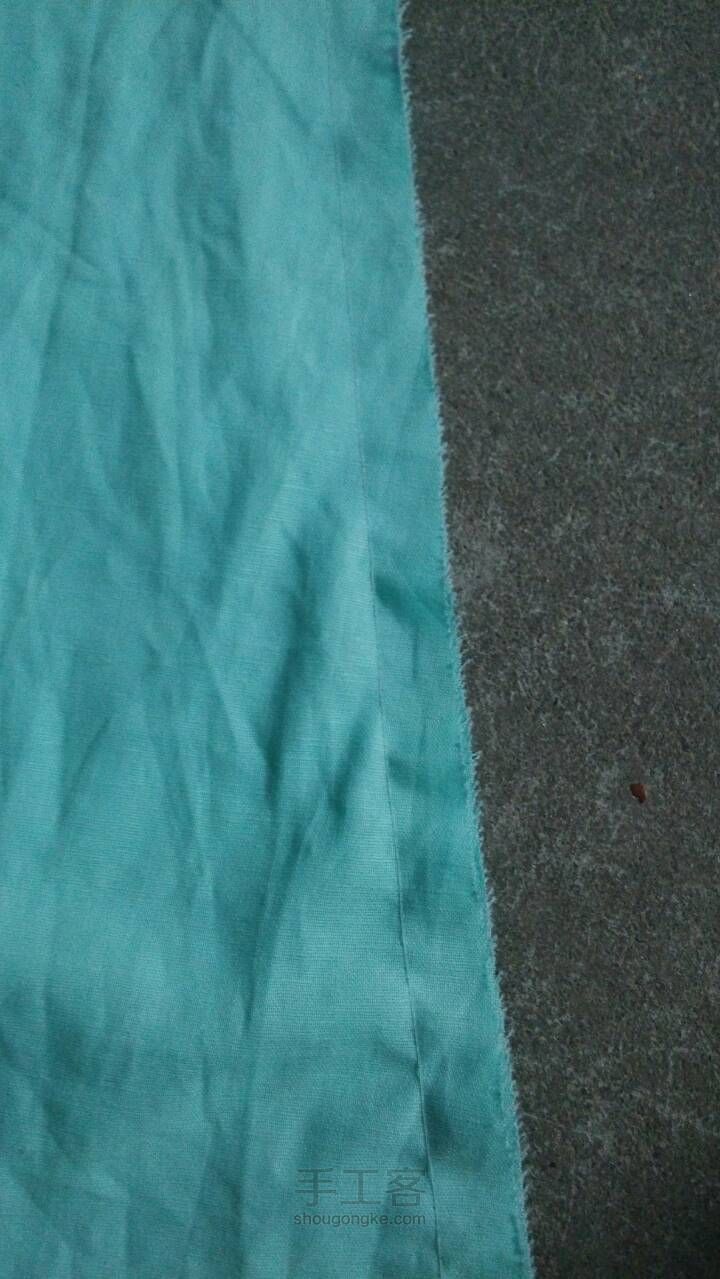 宝宝湖蓝色荷叶边亚麻连衣裙 第9步