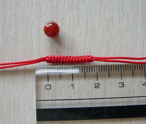 编织手绳 第1步