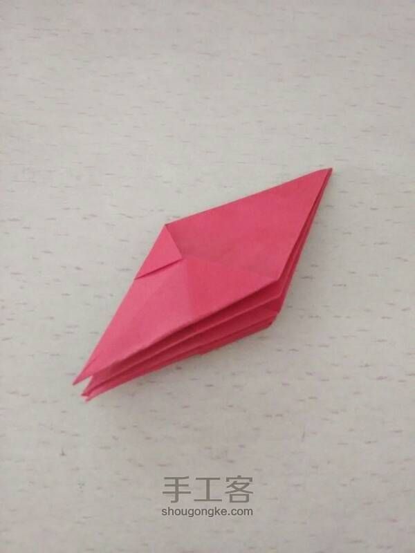 折纸制作:百合花 第4步