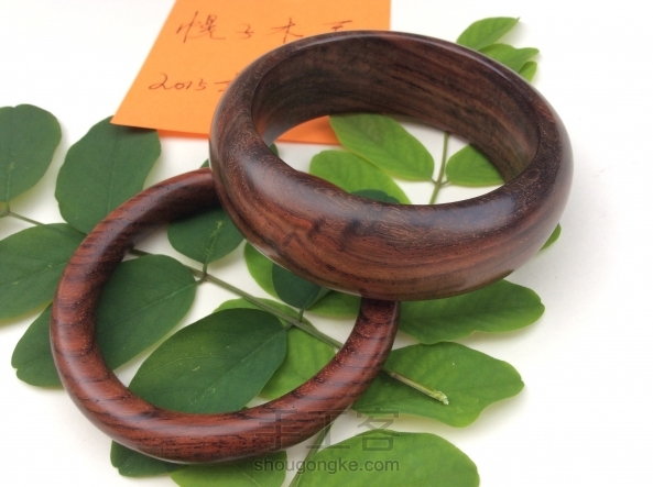 苗条美？丰腴美？俩妹子不同风格的~