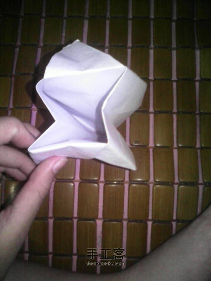 超简洁纸折花瓶 第12步