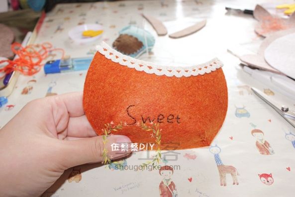 不织布 袋鼠 挂件收纳 第3步