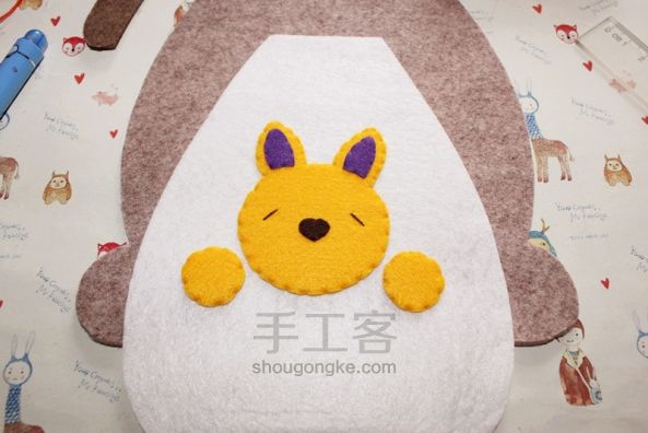 不织布 袋鼠 挂件收纳 第4步