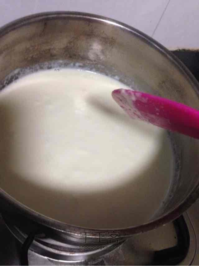椰丝牛奶小方 第1步