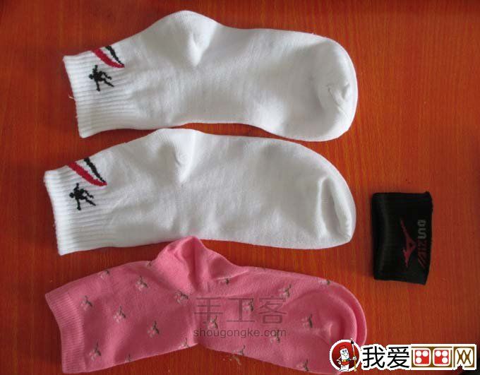 用袜子做可爱小兔子(转) 第1步