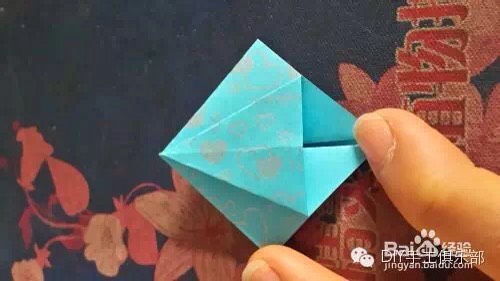 手把手教你手工折纸立体四叶花（转） 第6步