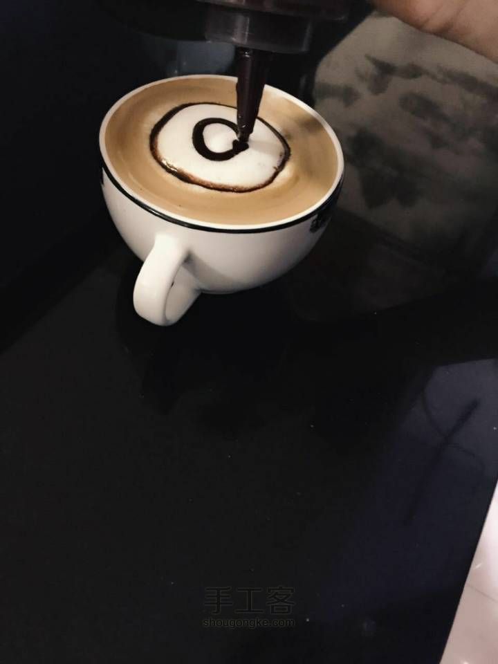 咖啡制作意式咖啡卡布奇诺 第7步