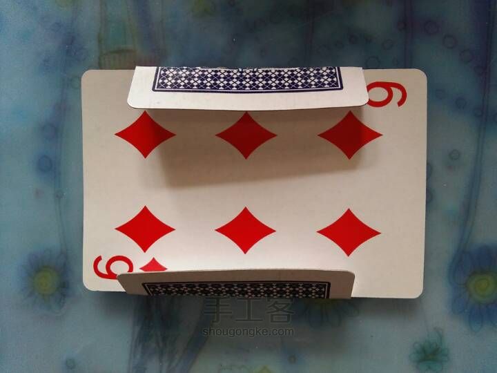 旧扑克改造成收纳盒 第2步