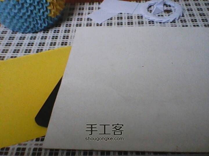 三角折纸-小黄人 第44步