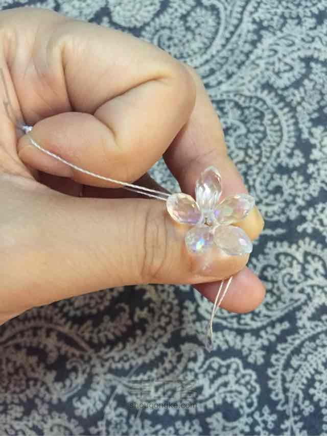水晶花朵耳环 第10步