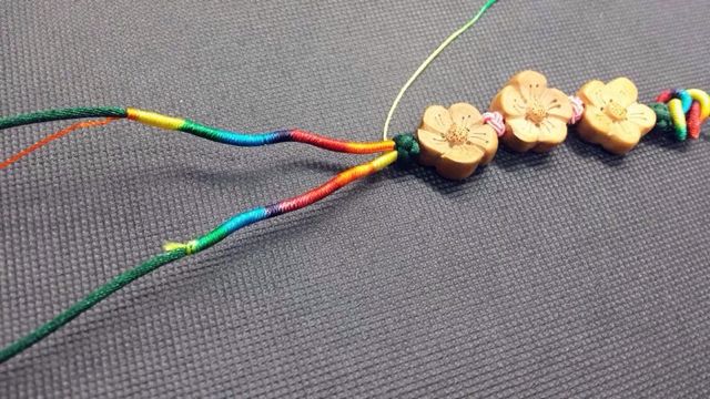 花仙子 编织项链（转载） 第6步