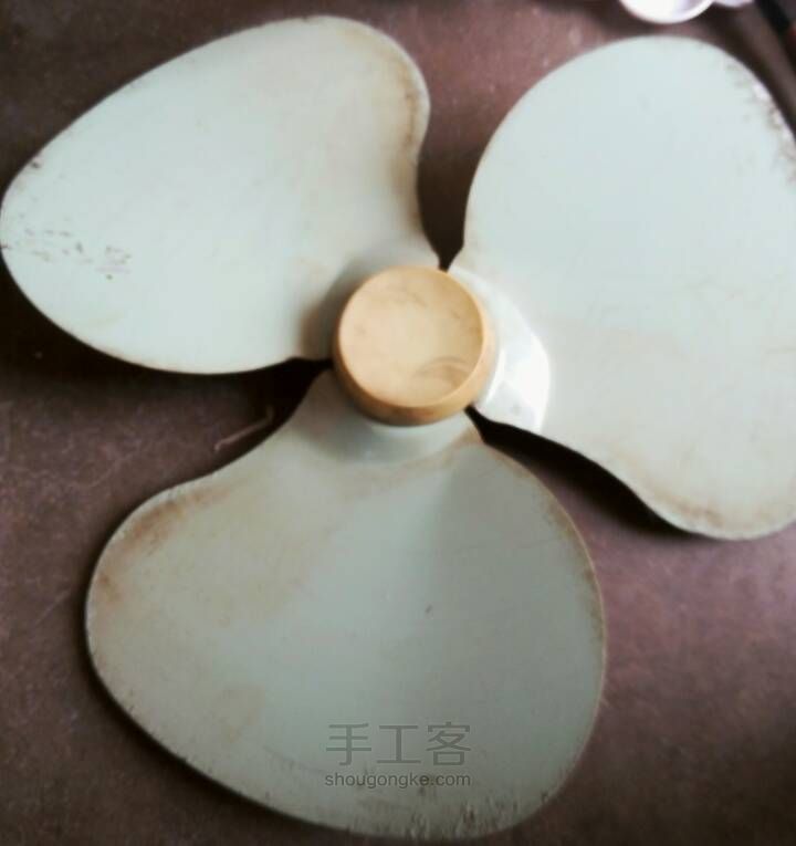 彩虹风扇带回家 第1步