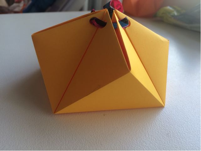 一张A4纸做礼盒 简单好看！ 第14步