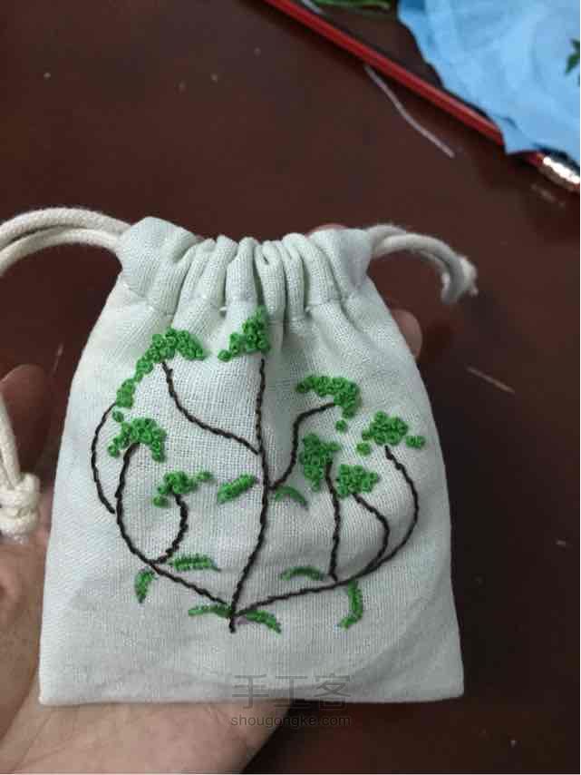 刺绣小福袋～生命之树 第5步