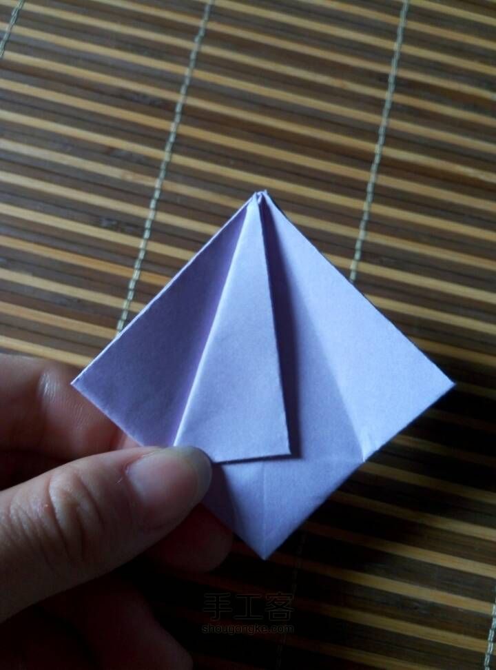 简易的折纸郁金香 第7步