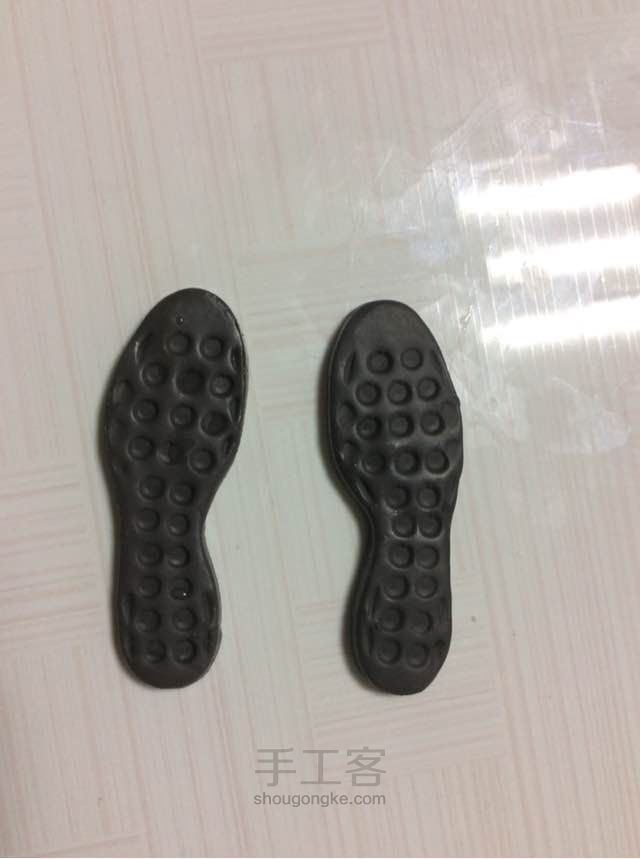 懒兔子软陶鞋子教程 第2步