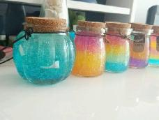 用海绵宝宝做出漂亮的星云瓶 彩虹瓶和海洋瓶