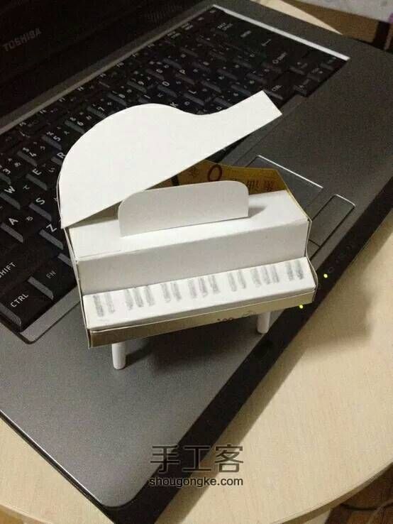 用纸盒做个小钢琴吧 第38步