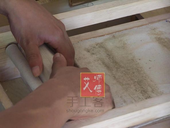 艾师傅全手工制作蕲艾绒和蕲艾条全过程 第45步