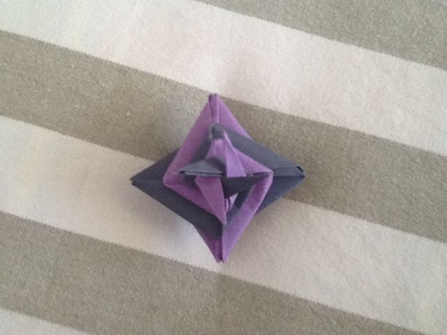 折纸四角星教程 第1步