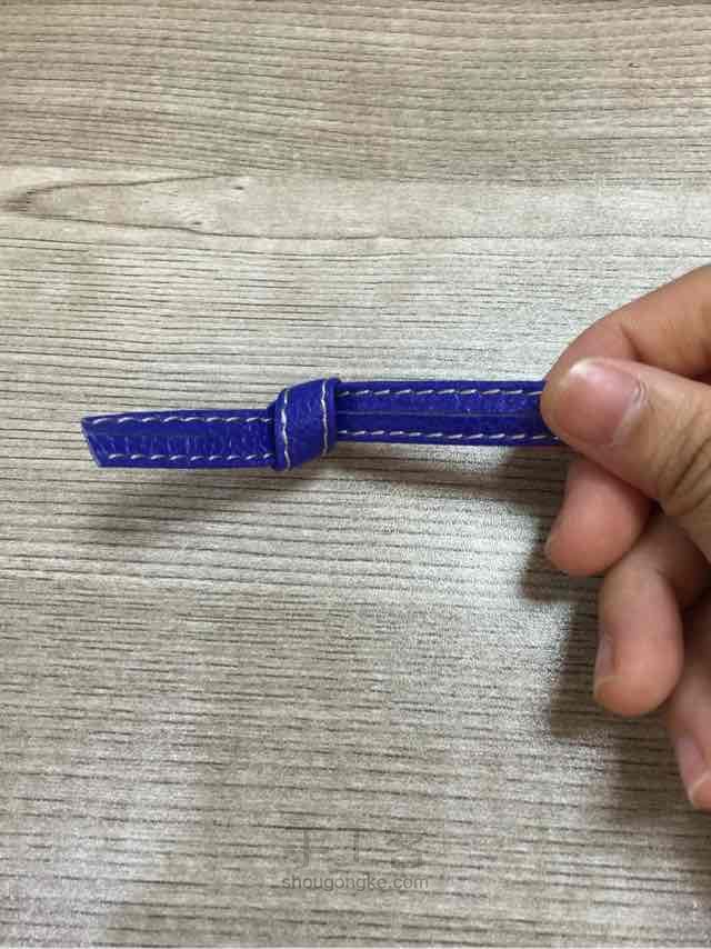 超级百搭的淑女皮质鸭嘴夹 第5步