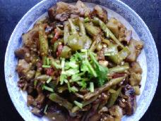 味道鲜美，颜色鲜亮，香气四溢