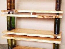 用酒瓶和木板做一个储物柜