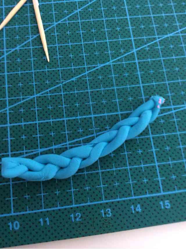 坐在蘑菇上的兔子 第10步