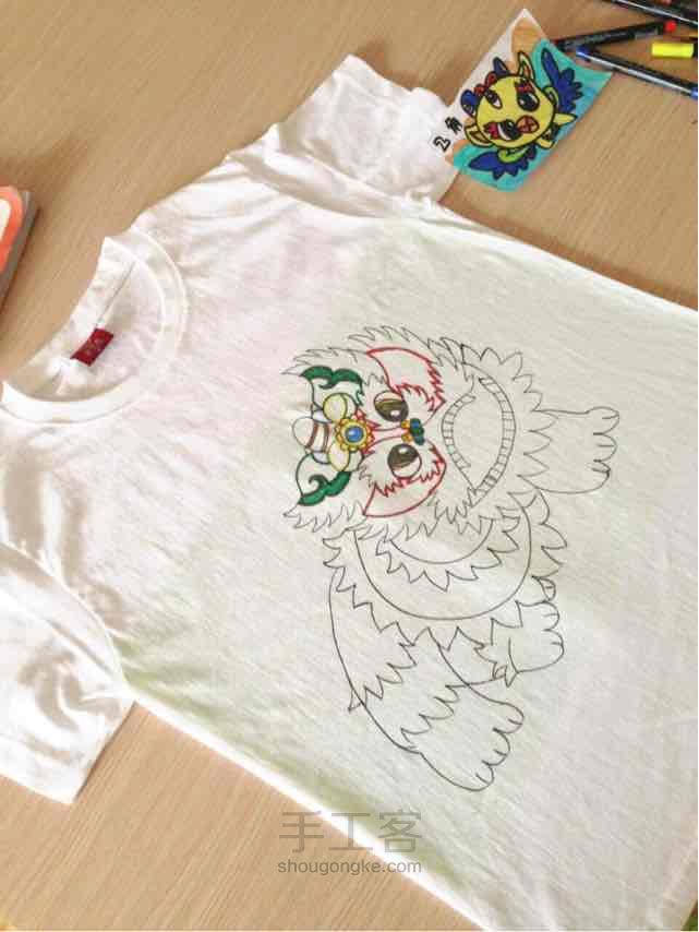 【优姬家的小朋友原创】·DIY手绘T恤·舞狮神兽。 第3步