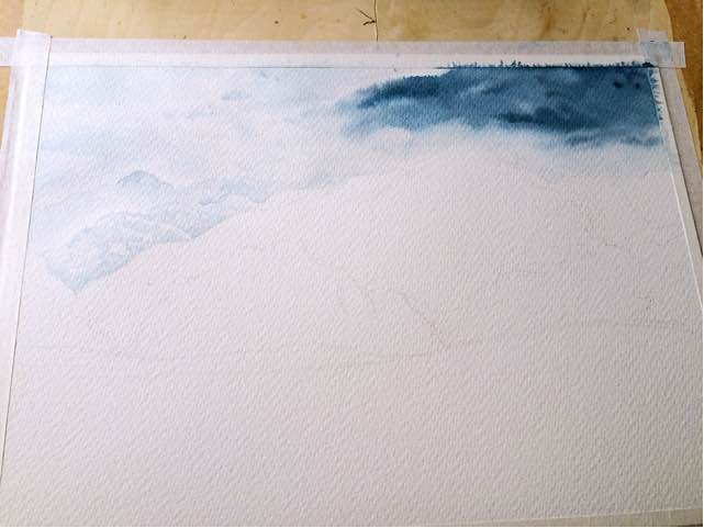 大热天的画个雪山吧，感觉雪的题材已经基本无压力了！ 第2步