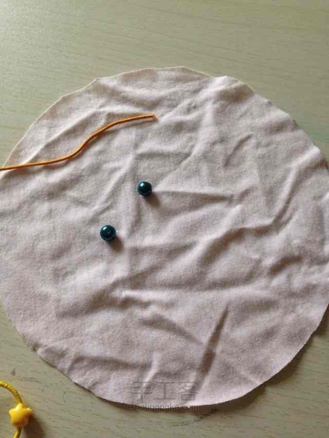 废物利用做小衣 第3步